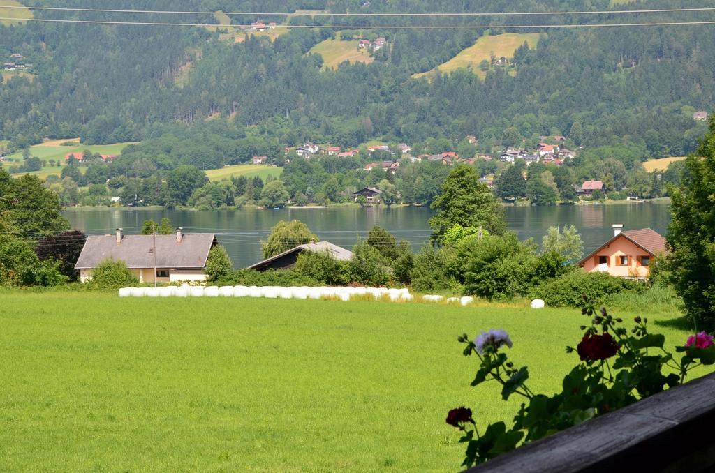 Pension Strauss Ossiach Buitenkant foto