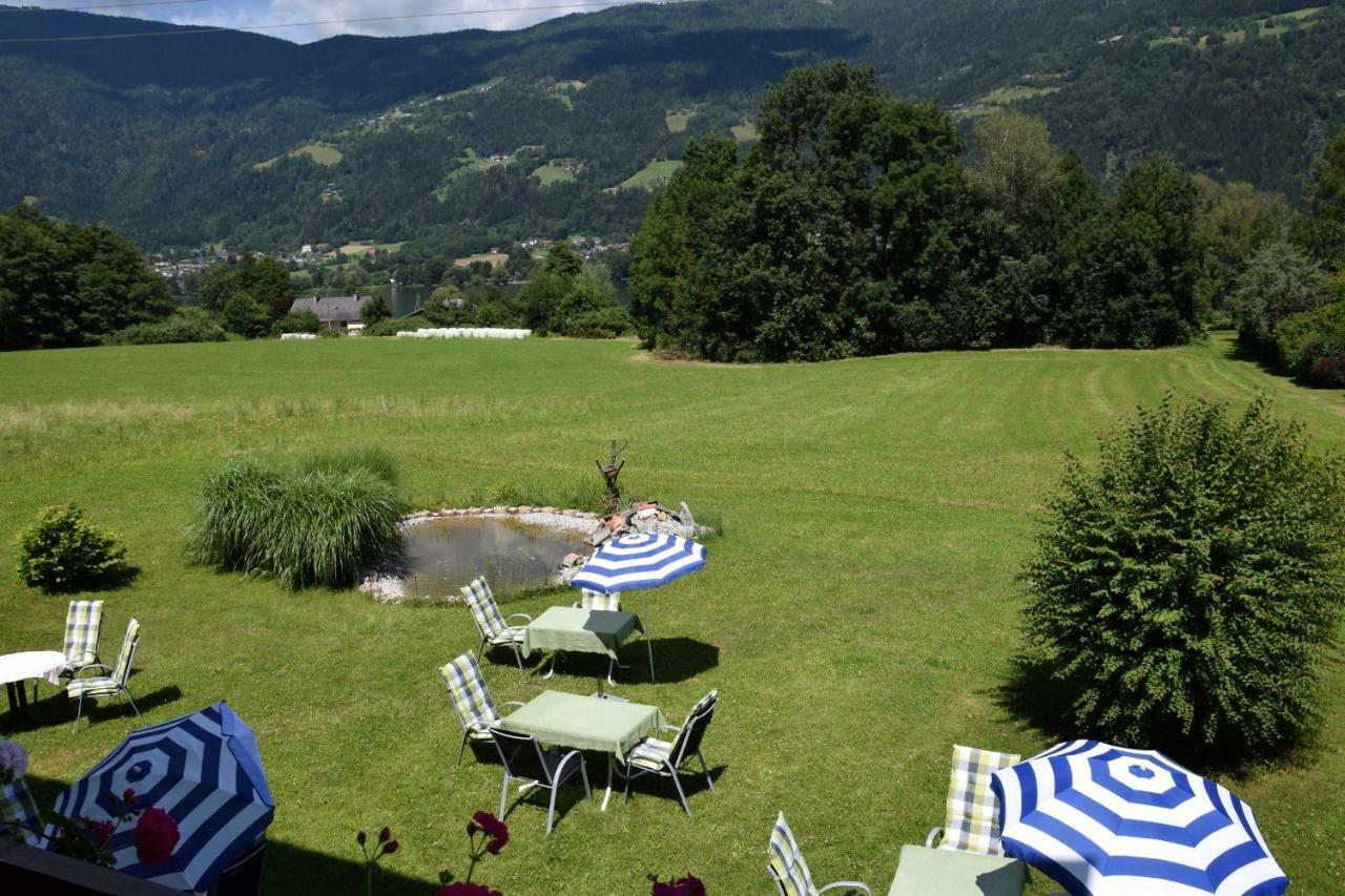 Pension Strauss Ossiach Buitenkant foto