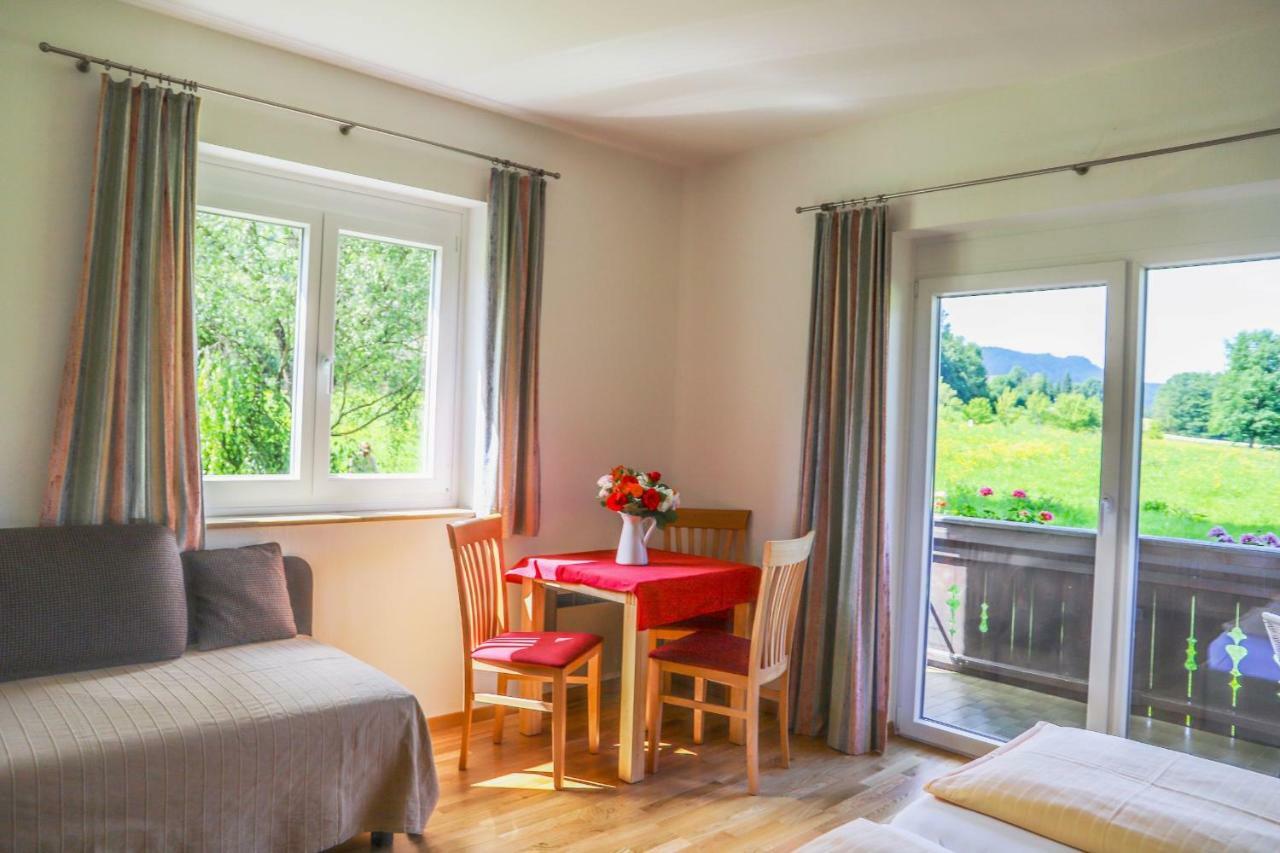 Pension Strauss Ossiach Buitenkant foto