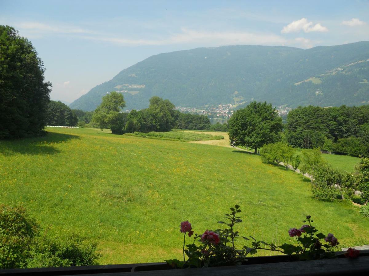 Pension Strauss Ossiach Buitenkant foto